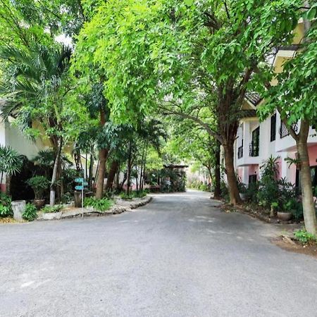 Chayada Garden House And Resort Hotel Nakhonratchasima Екстериор снимка