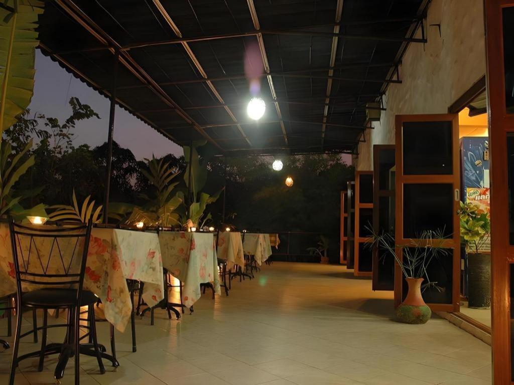 Chayada Garden House And Resort Hotel Nakhonratchasima Екстериор снимка