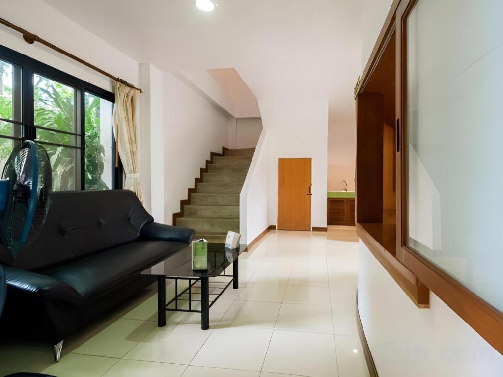 Chayada Garden House And Resort Hotel Nakhonratchasima Екстериор снимка