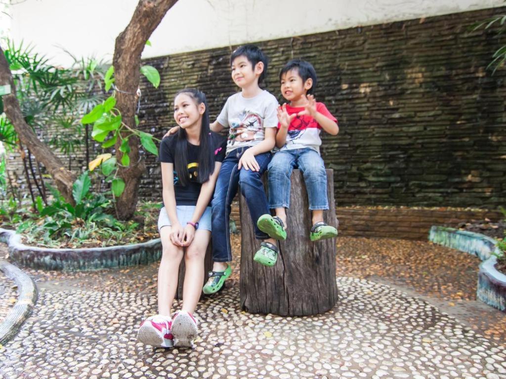 Chayada Garden House And Resort Hotel Nakhonratchasima Екстериор снимка